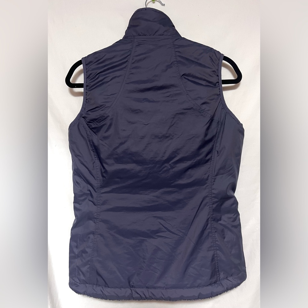 The North Face Mossbud Insulated Reversible Fleece Vest Outdoor Primaloft Cozy - Picture 8 of 16